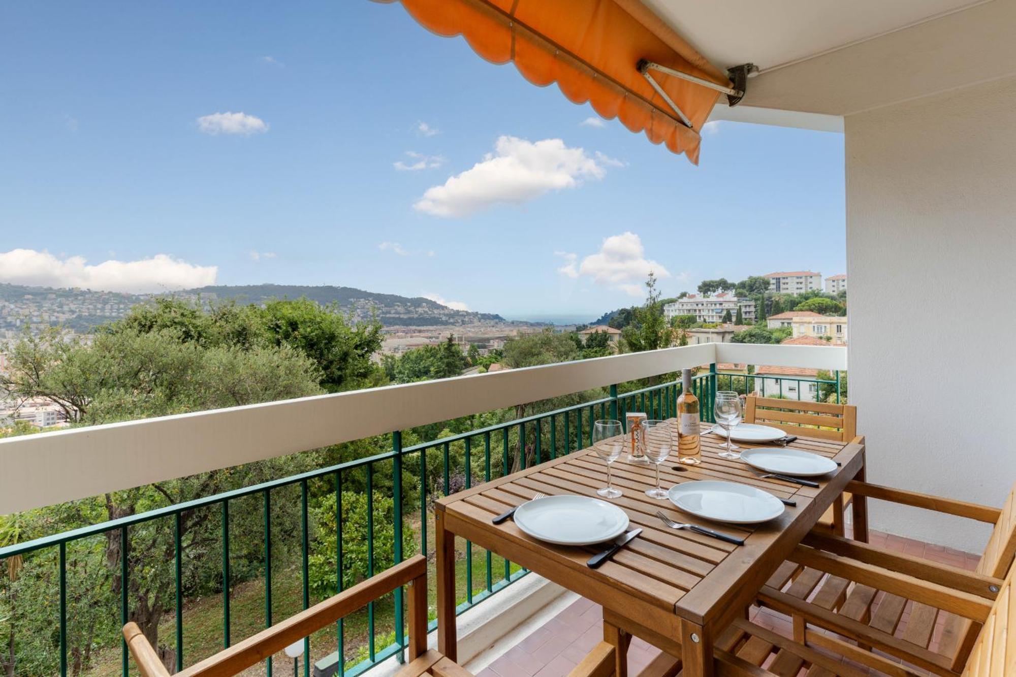 Happyfew Le Floreal Apartment Nizza